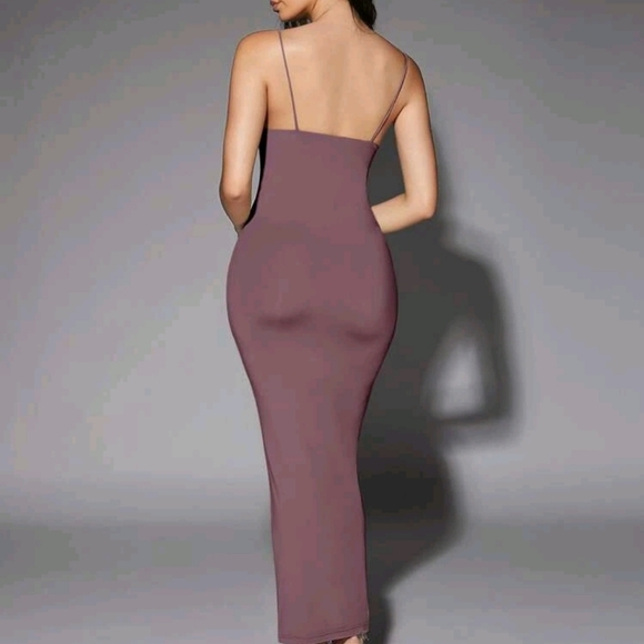BODYCON Dress - Picture 4 of 5
